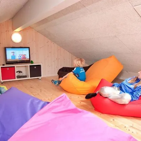 Oksby Sleeps 24 Pool Wifi Holiday home *