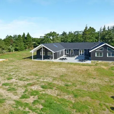 Holiday home Oksby Sleeps 24 Pool Wifi Blavand