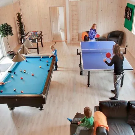 Oksby Sleeps 24 Pool Wifi Holiday home Blavand